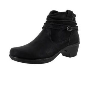 Easy Street Wrangle Womens Strappy Slouchy Ankle Boots Black Size 9